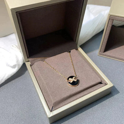 Pomuse JEUX DE ROSE GOLD DIAMOND NECKLACE