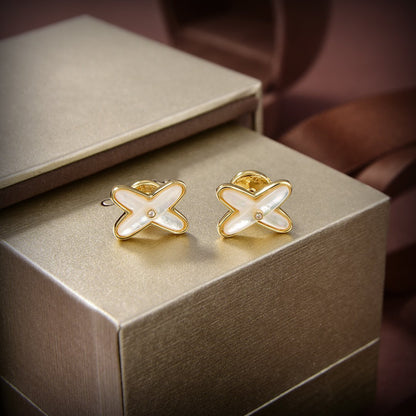 Pomuse JEUX DE WHITE MOP GOLD DIAMOND EARRINGS