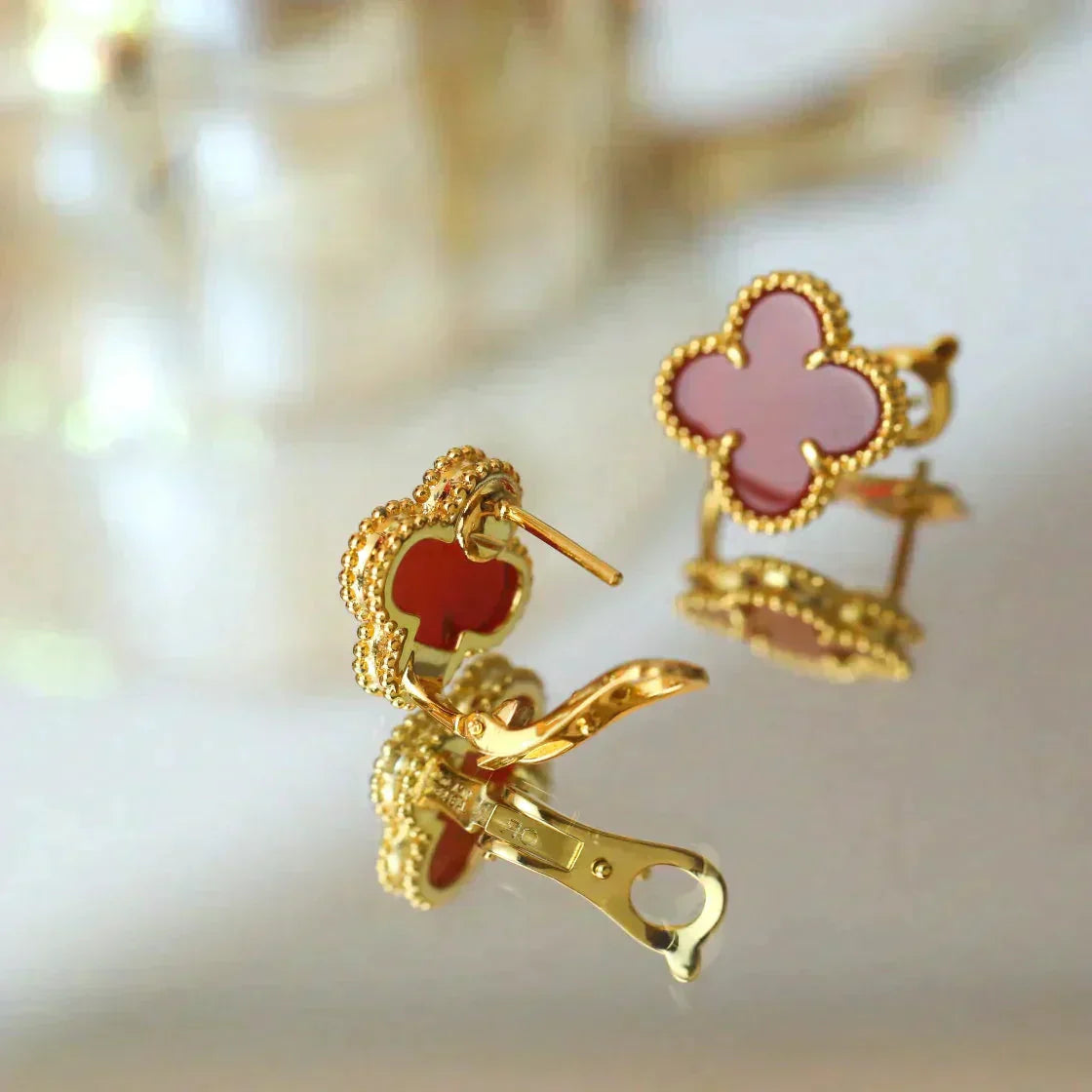 Pomuse CLOVER MEDIUM 1 MOTIFS CARNELIAN  EARRINGS