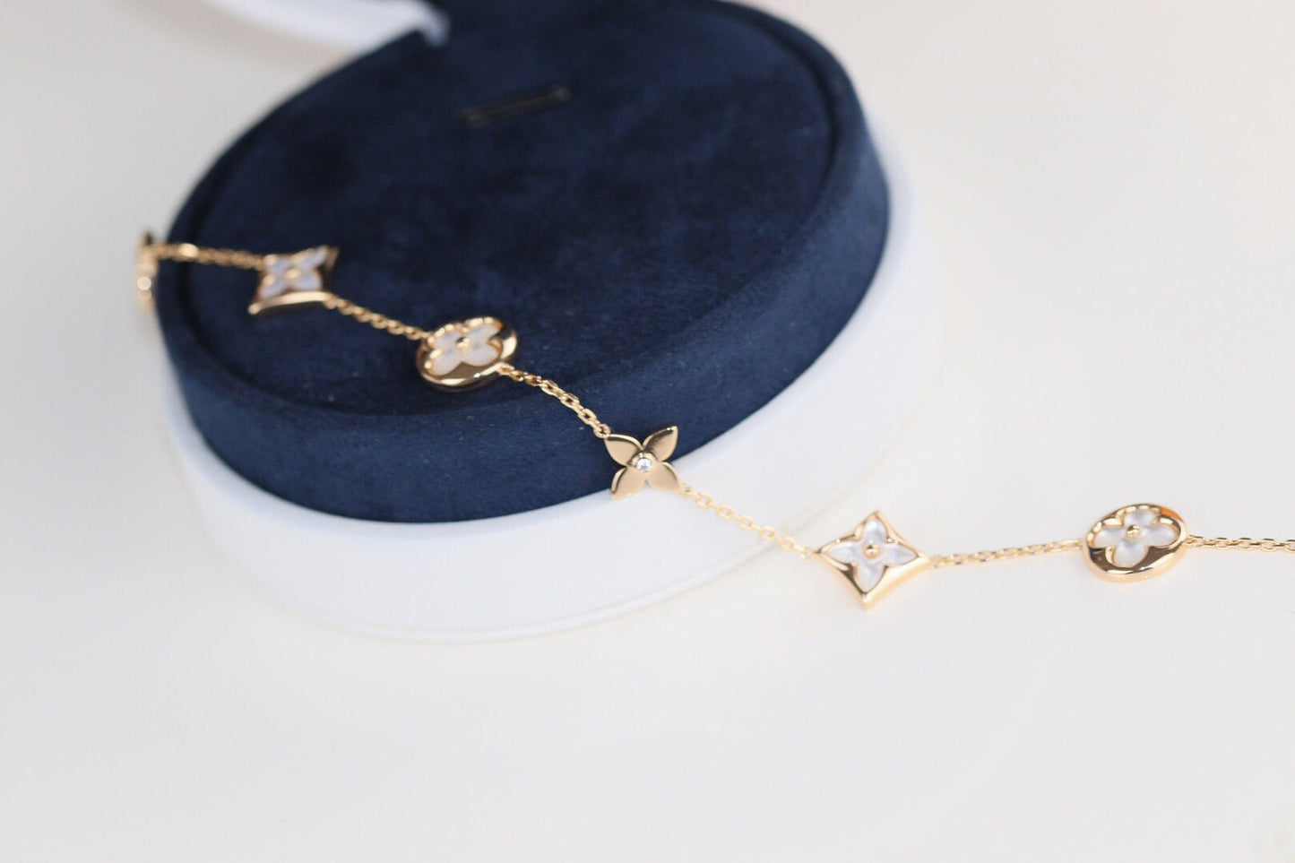 Pomuse LEAF CLOVER BRACELET