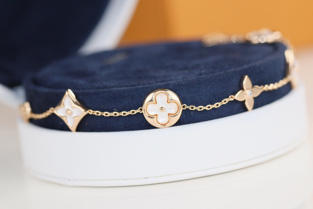 Pomuse LEAF CLOVER BRACELET