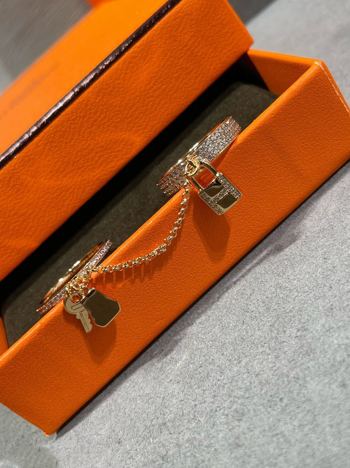 Pomuse HM KELLY CLOCHETTE DOUBLE RING IN  WITH DIAMONDS