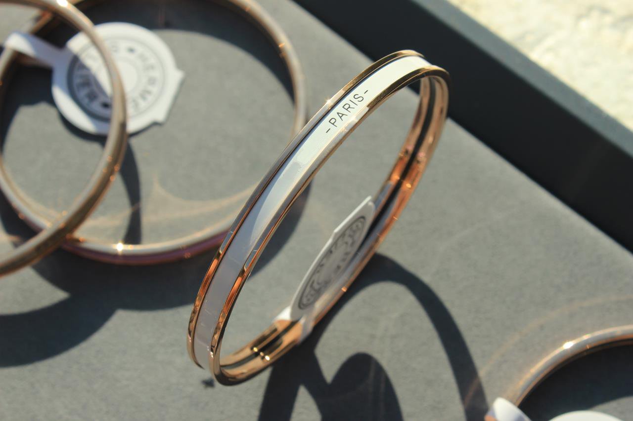 Pomuse HM UNI BANGLE BAG