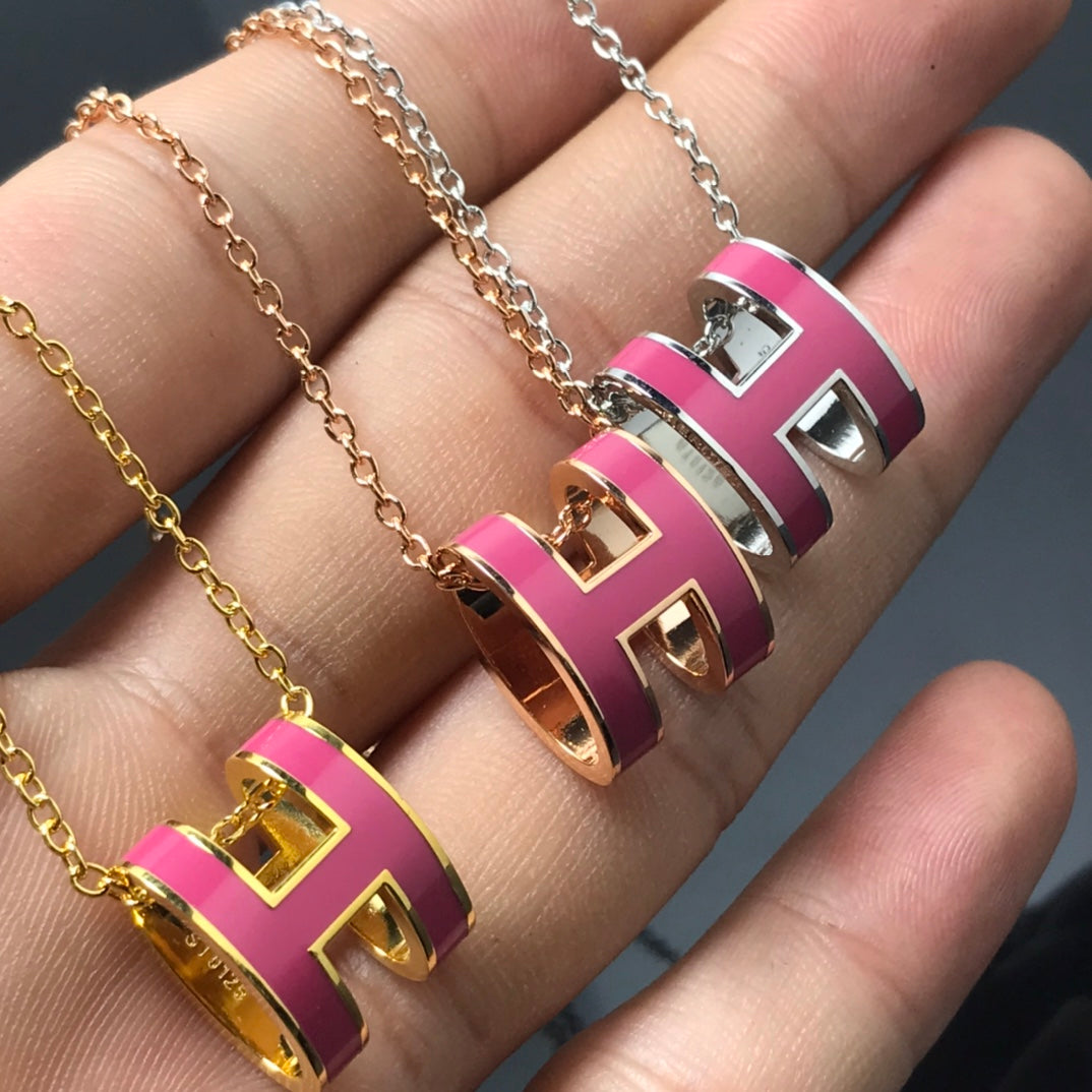 Pomuse H NECKLACE PINK