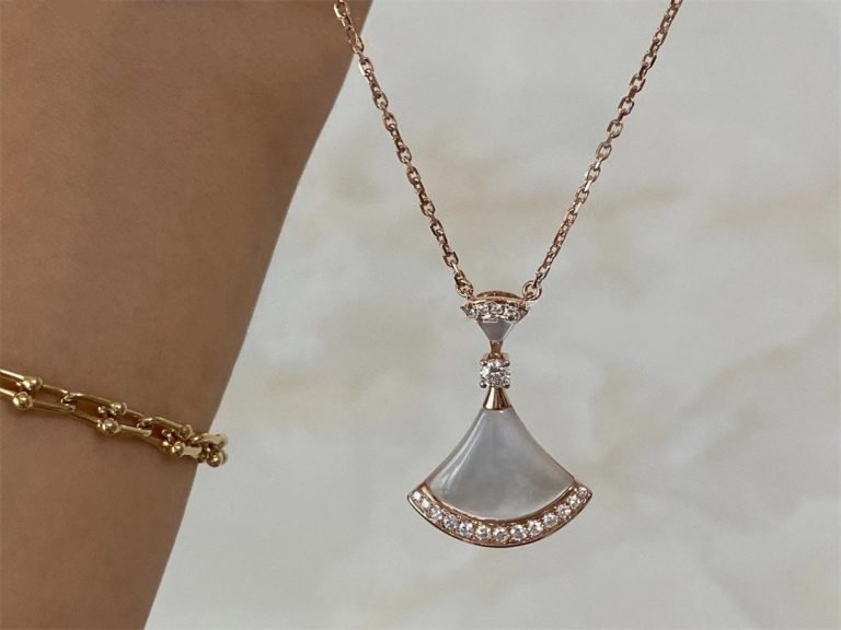 Pomuse DREAM NECKLACE MOP PINK GOLD DIAMOND