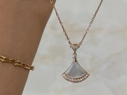 Pomuse DREAM NECKLACE MOP PINK GOLD DIAMOND