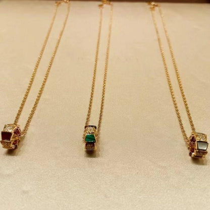 Pomuse SERPENTI PEDANT DIAMOND NECKLACE