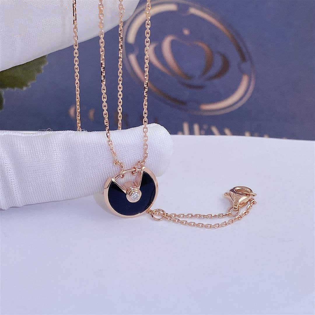 Pomuse AMULETTE ROSE GOLD ONYX NECKLACE