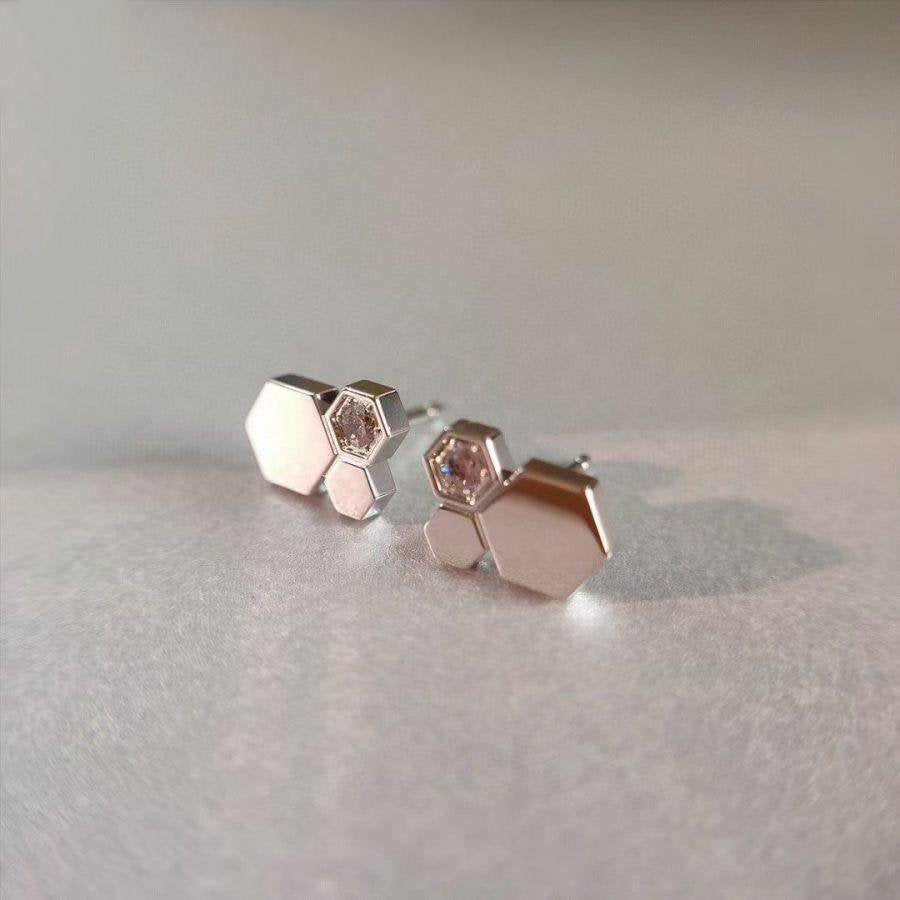 Pomuse BEE LOVE SILVER DIAMOND EARRINGS