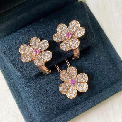 Pomuse FRIVOLE ROSE GOLD FLOWER DIAMOND NECKLACE