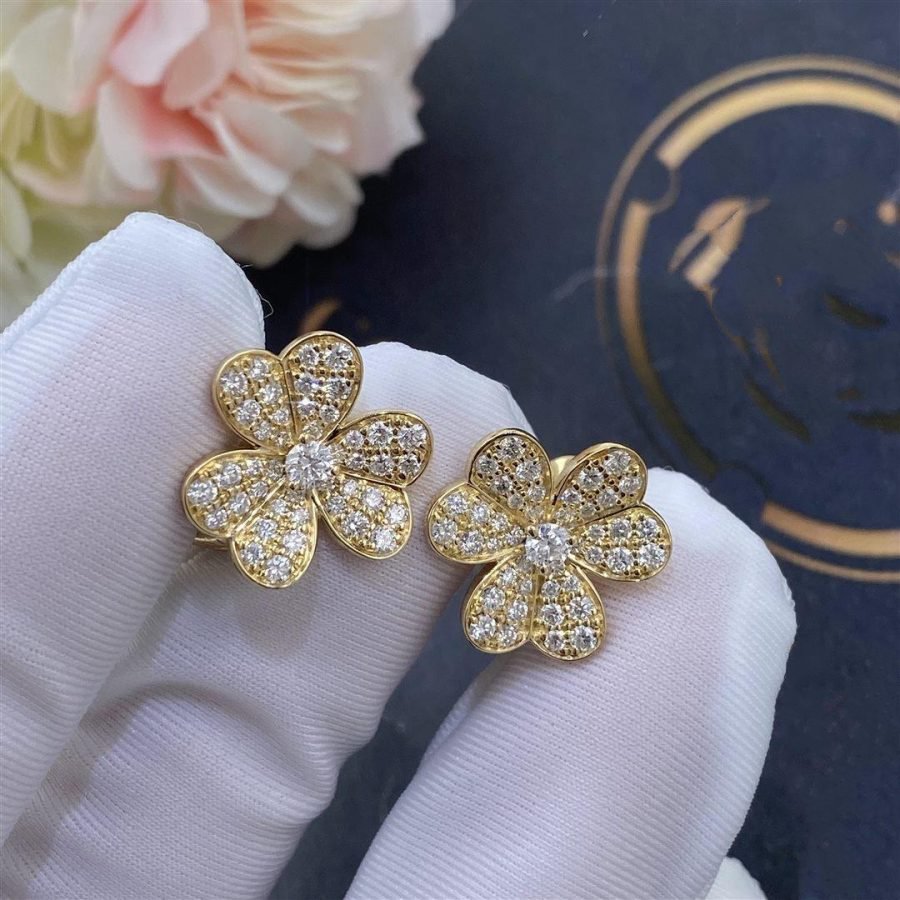 Pomuse FRIVOLE GOLD FLOWER DIAMOND EARRINGS