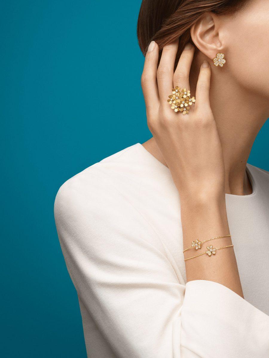 Pomuse FRIVOLE GOLD FLOWER DIAMOND EARRINGS