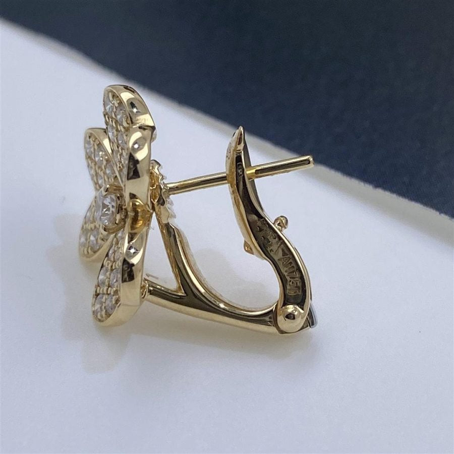 Pomuse FRIVOLE GOLD FLOWER DIAMOND EARRINGS