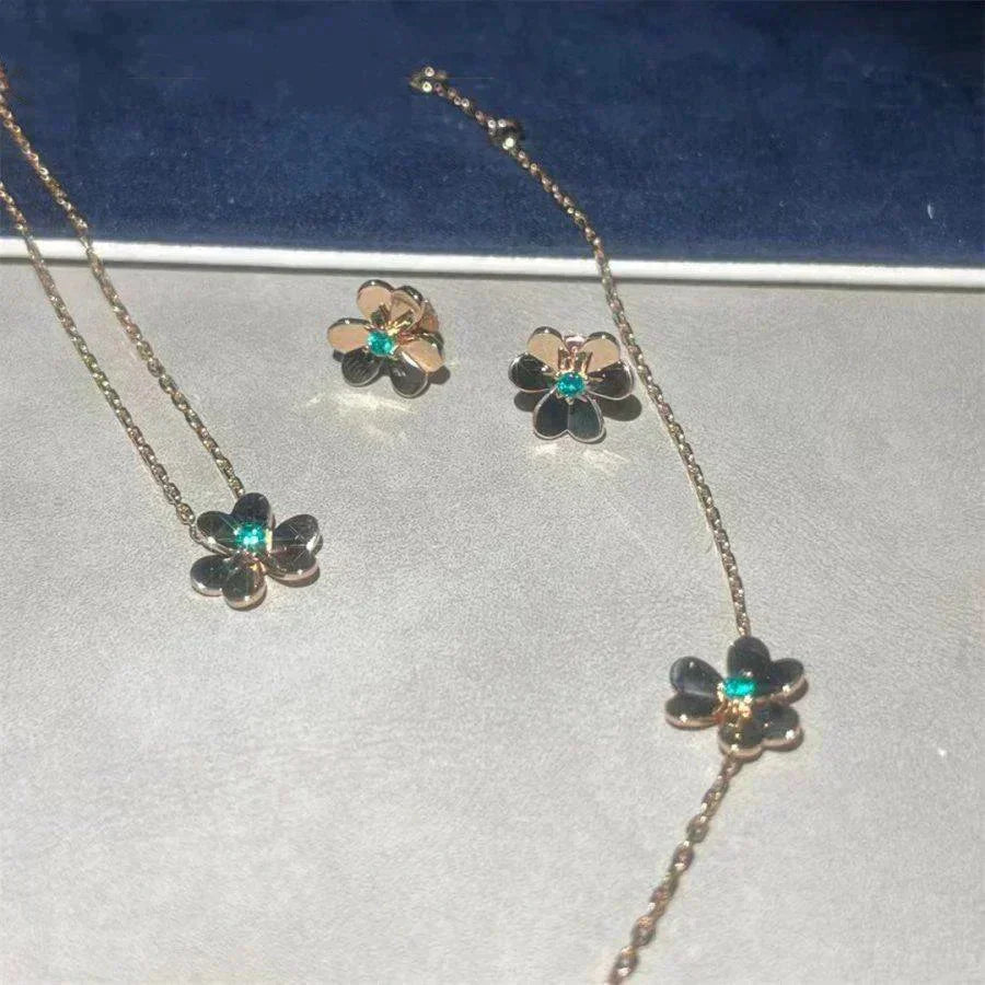 Pomuse FRIVOLE  FLOWER MALACHITE EARRINGS