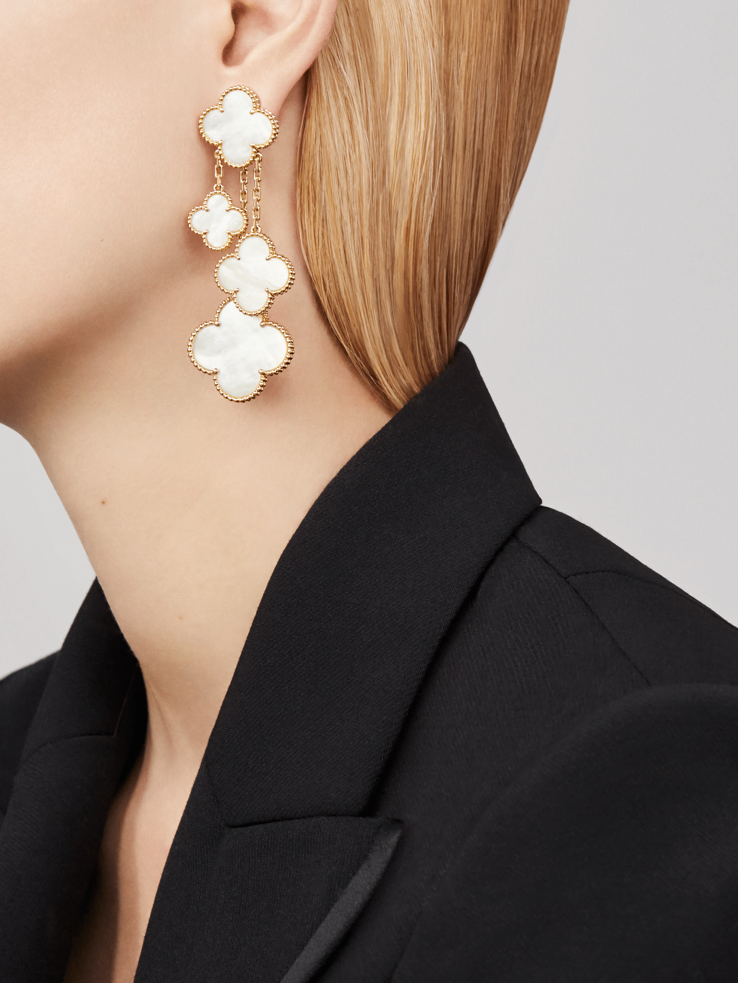 Pomuse CLOVER EARRINGS WHITE MOP 4 MOTIFS GOLD