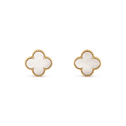 Pomuse – Kleeblatt-Mini-Ohrringe in Gold