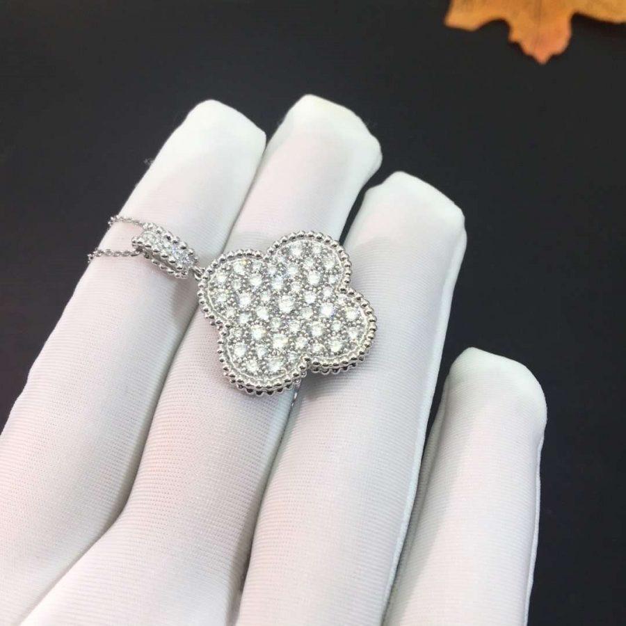 Pomuse CLOVER 25MM SILVER FULL DIAMOND BIG CLOVER NECKLACE