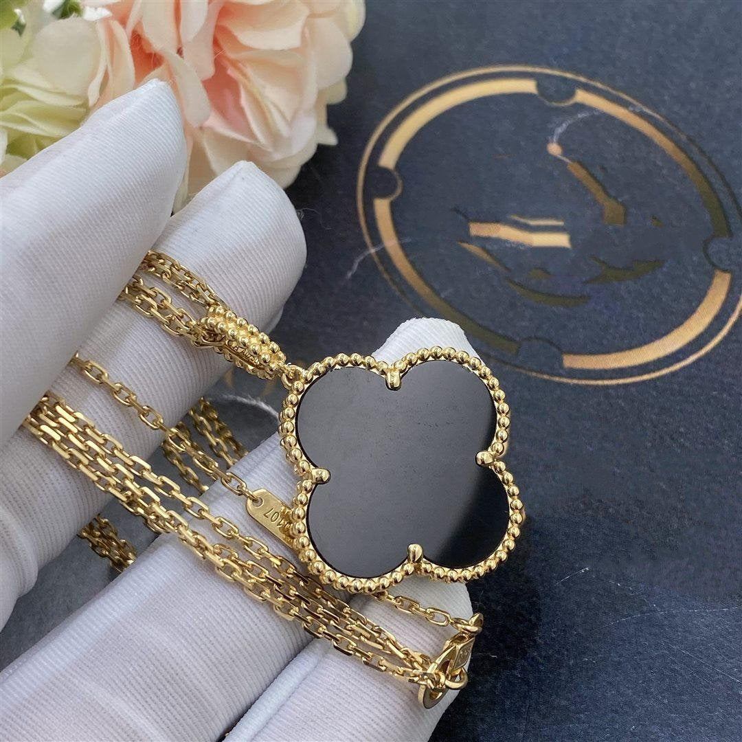 Pomuse CLOVER 25MM GOLD ONYX BIG CLOVER NECKLACE