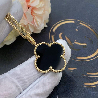 Pomuse CLOVER 25MM GOLD ONYX BIG CLOVER NECKLACE