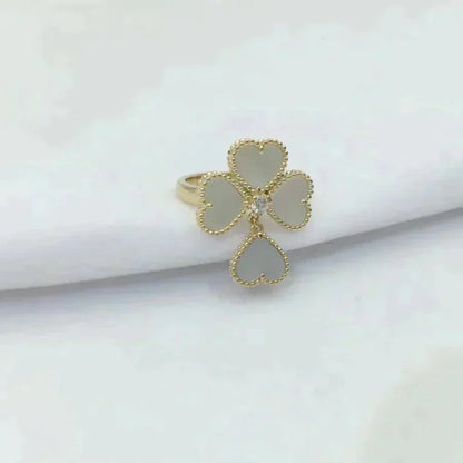 Pomuse SWEET CLOVER WHITE MOP RING