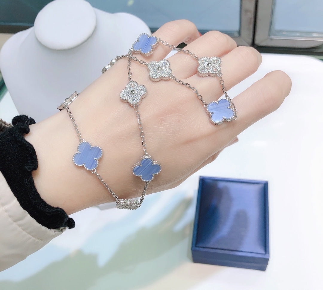Pomuse CLOVER 10 MOTIFS CHALCEDONY DIAMONDS SILVER NECKLACE