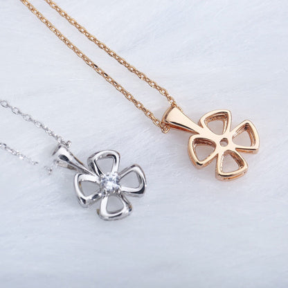 Pomuse FIOREVER NECKLACE DIAMOND CENTER