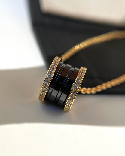 Pomuse ZERO 1 BLACK CERAMIC DIAMOND PINK GOLD NECKLACE